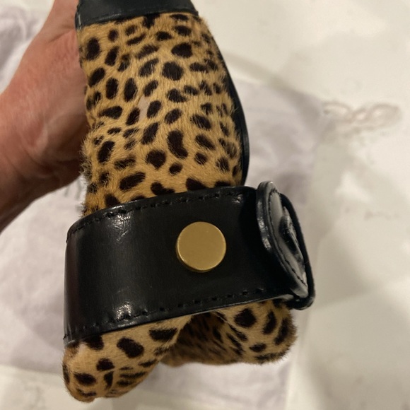 ROCKIN HOT JIMMY CHOO PONY HAIR LEOPARD PRINT SHOULDER BAG - Picture 9 of 9